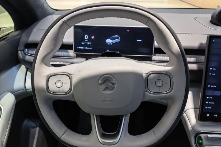 Used Nio ES6 2024 75 kWh Steering Wheel
