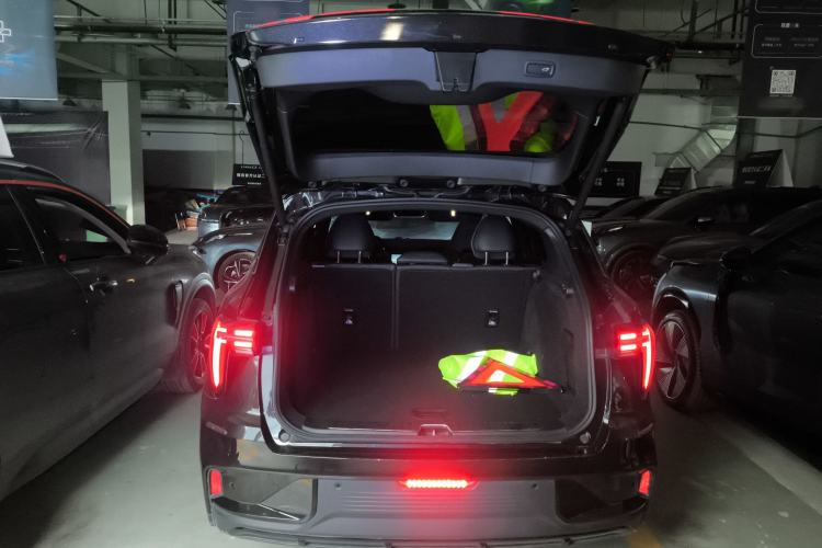 Used Lynk & Co 01 EM-P 2023 1.5TD EM-P PM Trunk