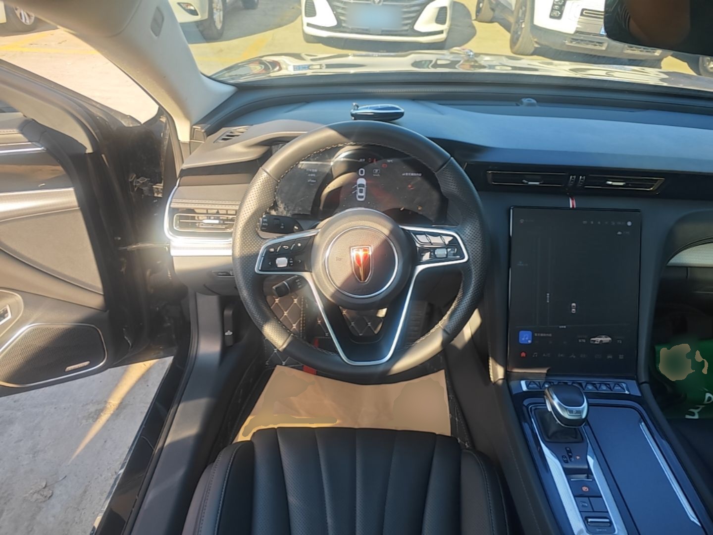 Hongqi H5 2023 2.0T Automatic Smart Connect Flagship Edition - Chinese Trim Xiang — снимка 18