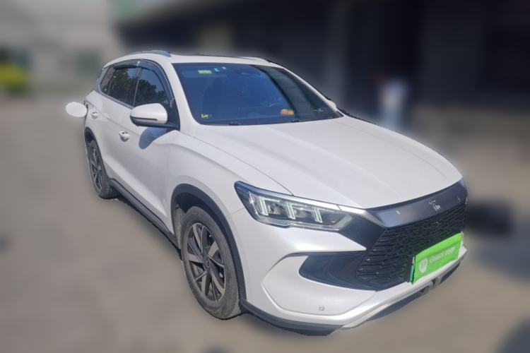 Used BYD Song Pro New Energy 2023 Champion Edition DM-i 71KM Beyond Model Front Right 45 Deg