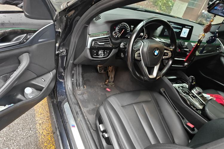 Used BMW 5 Series 2018 525Li M Sport Package