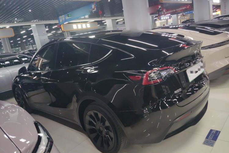 Used Tesla Model Y 2022 Rear-Wheel-Drive Version