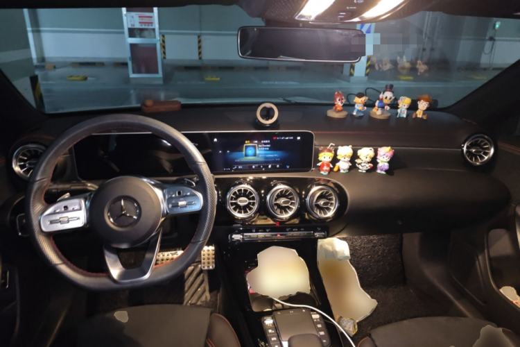 Used Mercedes-Benz CLA 2020 CLA 200 Center Console