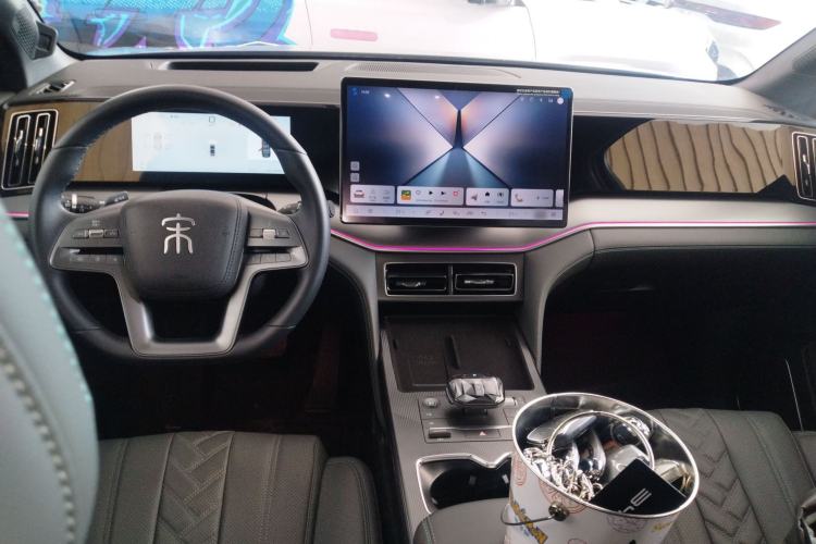 Used BYD Song L DM-i 2025 Intelligent Driving Version 160 km Excellence Edition
