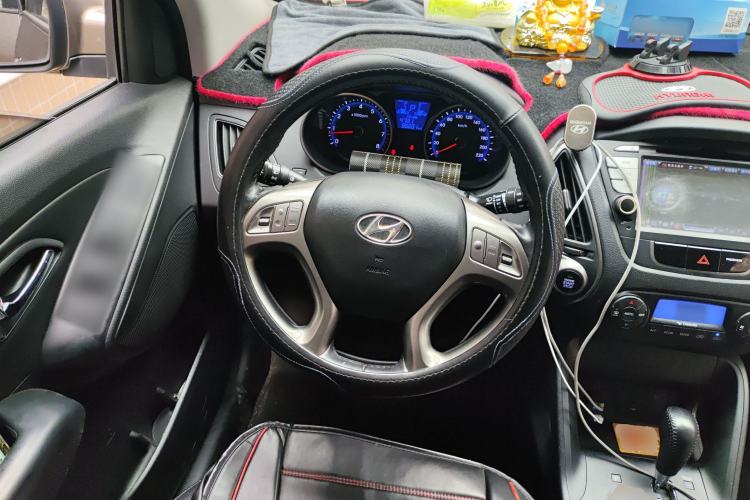 Used Hyundai ix35 2010 2.0L Automatic Two-Wheel Drive Elite Edition GLS
