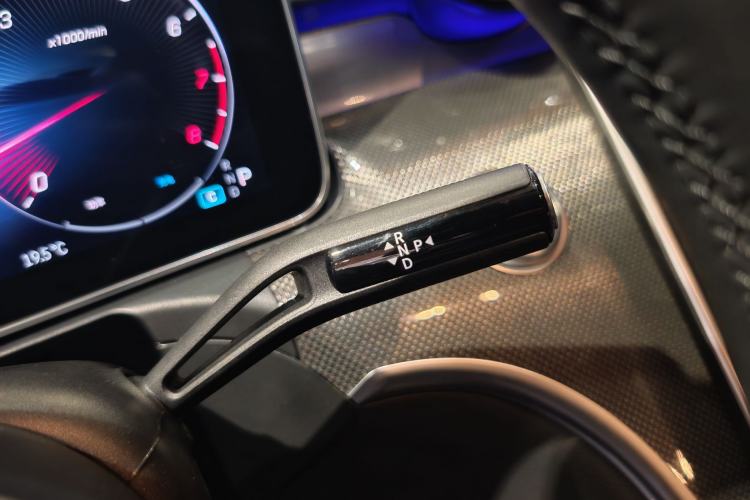 Used Mercedes-Benz C-Class 2023 Revised C 200 L Sport Edition Gear Lever