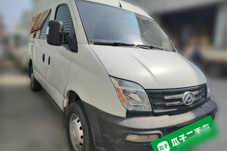 Used SAIC MAXUS Xintu V80 2019 2.5T Classic 6-Speed Manual Van Short Wheelbase Mid-Roof Design 2/3 Seats