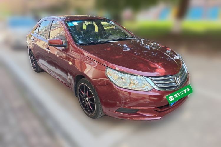 Used Baojun 630 2011 1.5L manual standard version