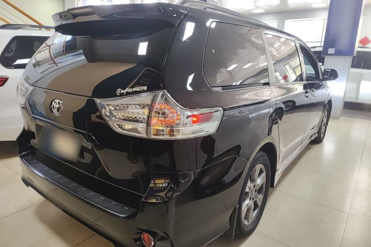 Used Toyota Sienna (Parallel Import) 2018 3.5L Four-Wheel Drive SE Version 7 Seats U.S. Specification
