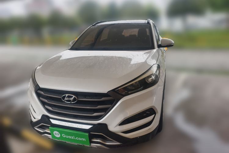 Used Hyundai Tucson 2015 1.6T Dual-Clutch Two-Wheel-Drive Smart Model Front