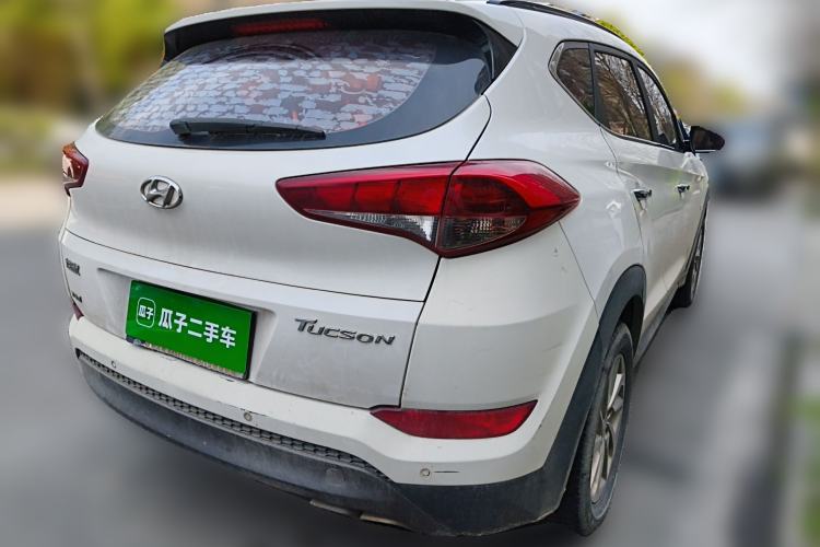 Used Hyundai Tucson 2015 1.6T Dual-Clutch Two-Wheel-Drive Smart Model Rear Right 45 Deg
