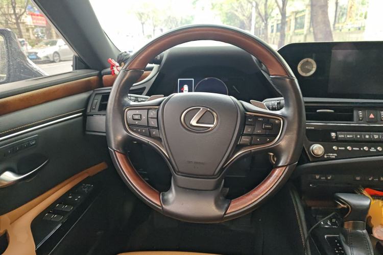 Used Lexus ES 2021 200 Luxury Edition