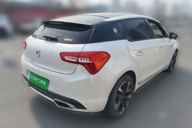 Used DS 5 2015 1.6T Luxury Edition THP160 Rear Right 45 Deg