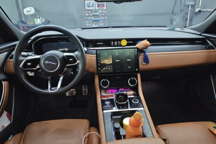 Used Jaguar XFL 2022 XFL 2.0T P300 Four-Wheel-Drive Flagship Sport Edition
