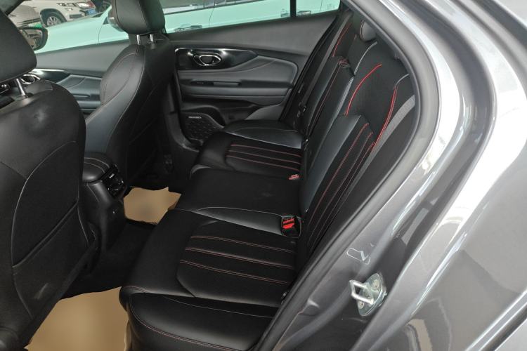 Used GAC Trumpchi EMPOW 2023 270T DCT J16 Version
