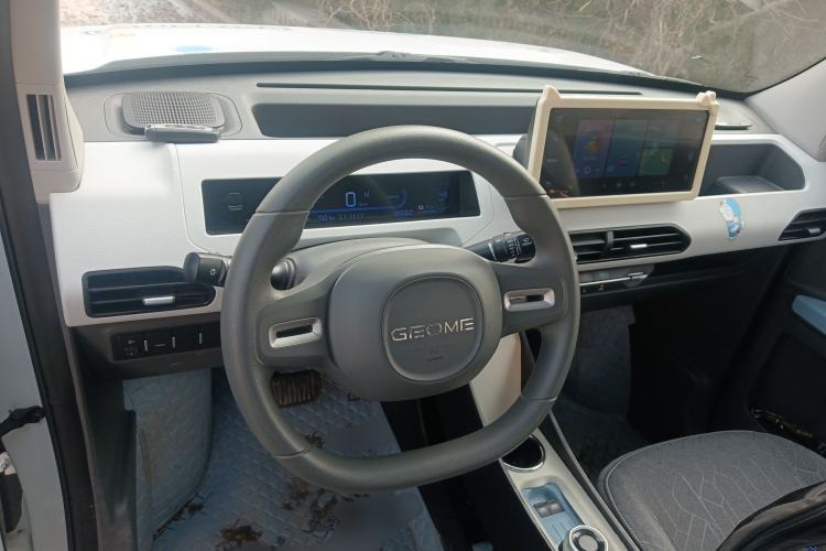 Used Geely Galaxy Panda 2024 Panda Mini 200km Endurance Bear