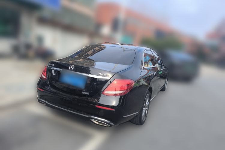 Used Mercedes-Benz E-Class 2019 E 260 L

