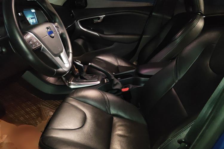 Used Volvo V40 2016 T3 Zhiyi Edition Left Front Seat