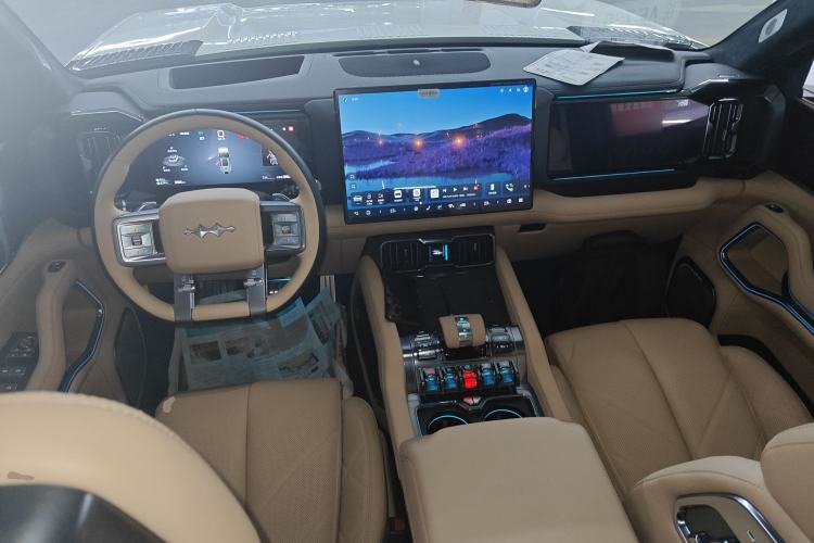 Used Formula Leopard Leopard 8 2025 Smart & Brave Flagship Edition 7 Seats