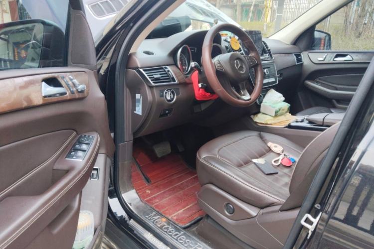 Used Mercedes-Benz GLE-Class 2016 GLE 320 4MATIC Dynamic Edition Driver Seat