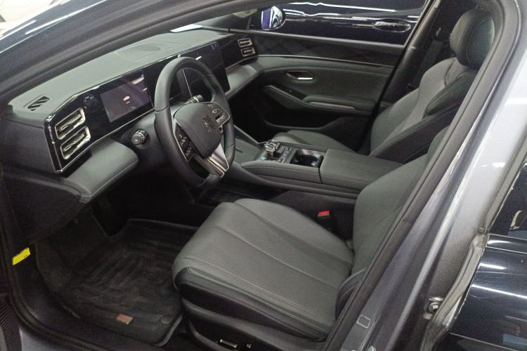 Used BYD Qin L 2024 DM-i 120KM Beyond Model
