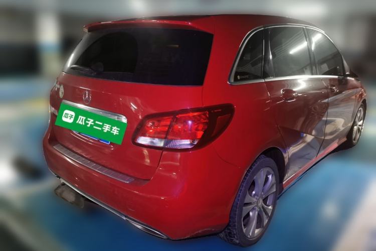 Used Mercedes-Benz B-Class 2015 B 200 Sport Edition Rear Right 45 Deg