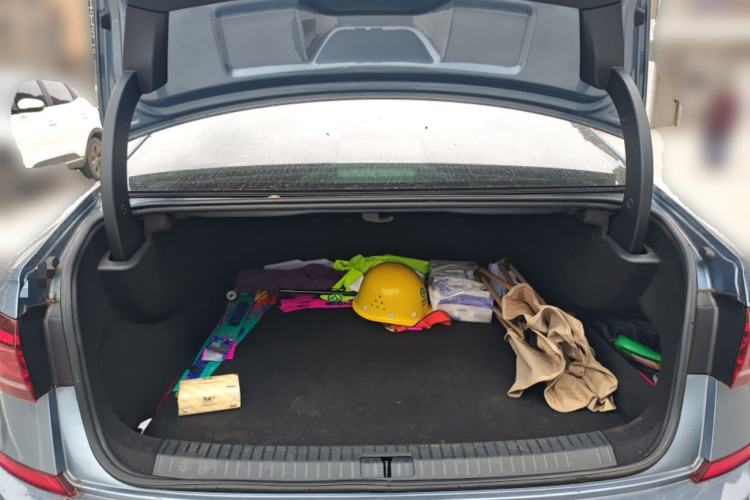 Used Volkswagen Passat New Energy 2022 430 PHEV Hybrid Luxury Edition Trunk