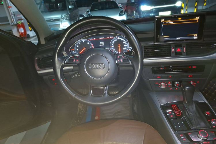 Used Audi A6 2017 Avant 35 TFSI Fashion Model Steering Wheel