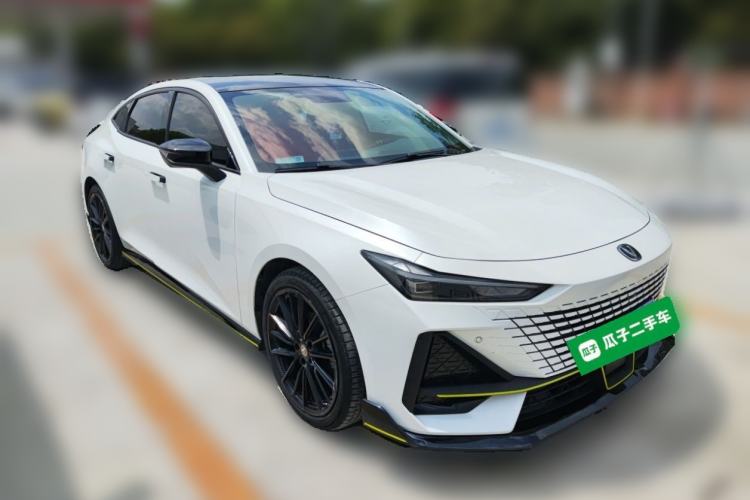 Used CHANGAN UNI-V 2022 1.5T Sport Edition
