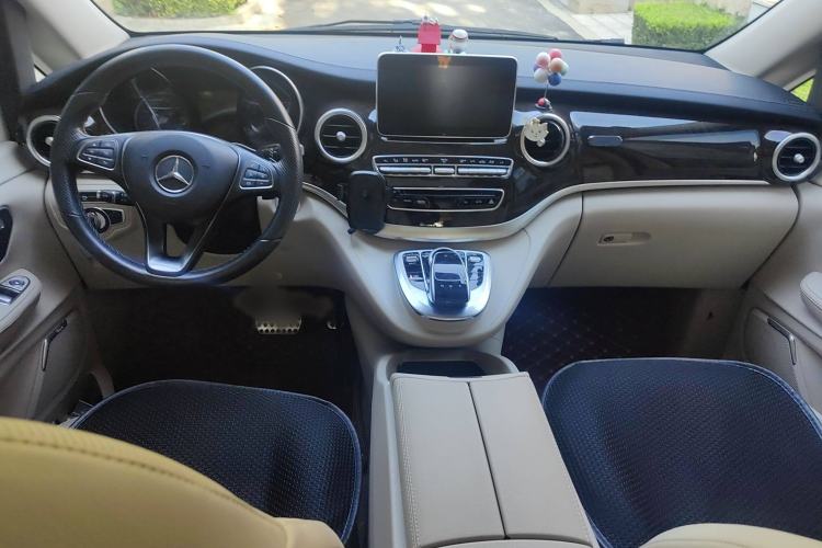 Used Mercedes-Benz V-Class 2016 V 260 Prestige Edition
