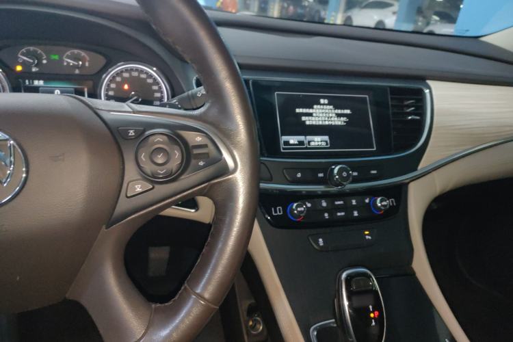 Used Buick LaCrosse 2018 30H Elite Edition