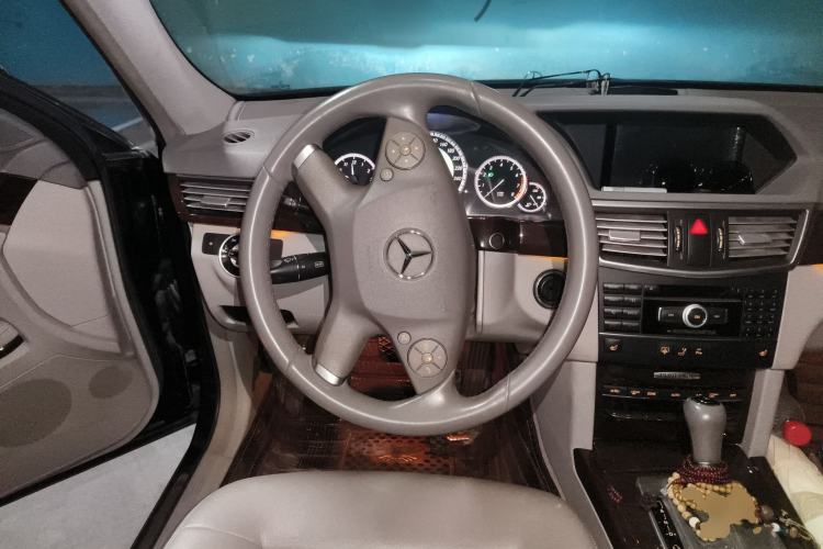 Used Mercedes-Benz E-Class 2011 E 200 L CGI Elegant Model