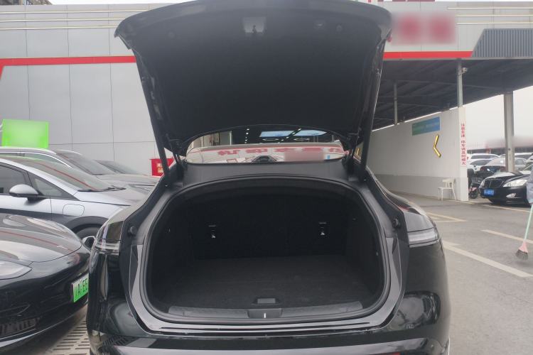 Used Avatr 06 2025 Pro Range-Extended Edition Trunk