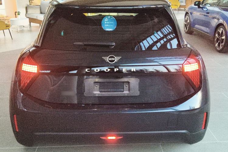 Used MINI Electric MINI COOPER 2024 452km COOPER SE Racing Driver