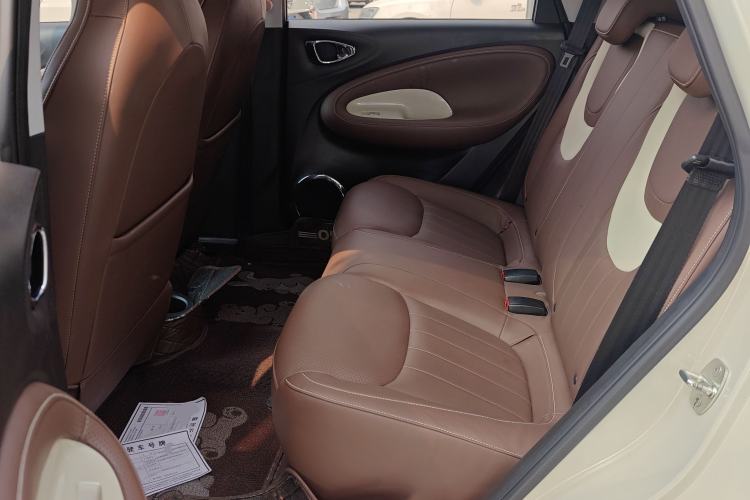 Used Wuling Bingo 2023 333 km Lingxi Connected+ Version Left Rear Seat