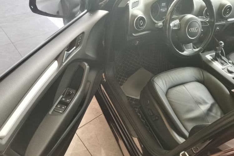 Used Audi A3 2016 Limousine 35 TFSI Prestige Edition
