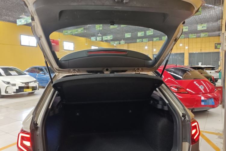 Used Volkswagen C-TREK 2017 1.6L Automatic Comfort Model Trunk