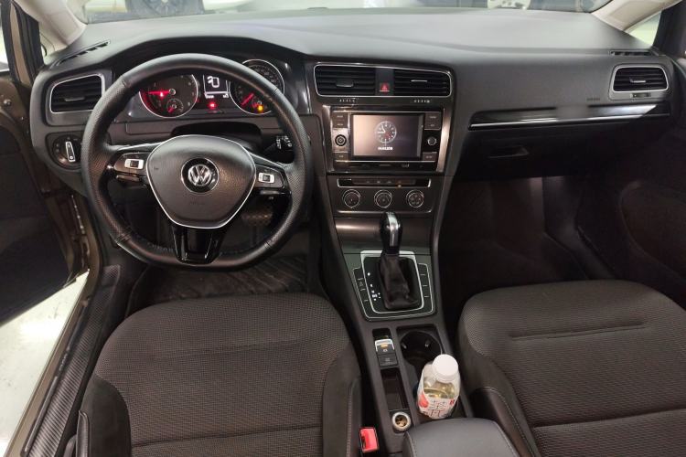 Used Volkswagen Golf 2018 230TSI Automatic Comfort Model
