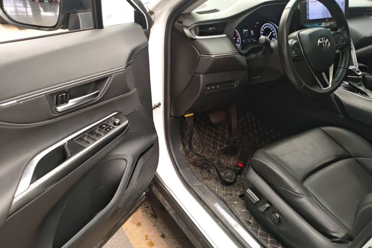 Used Toyota Venza 2022 2.0L CVT Two-Wheel Drive Prestige Edition
