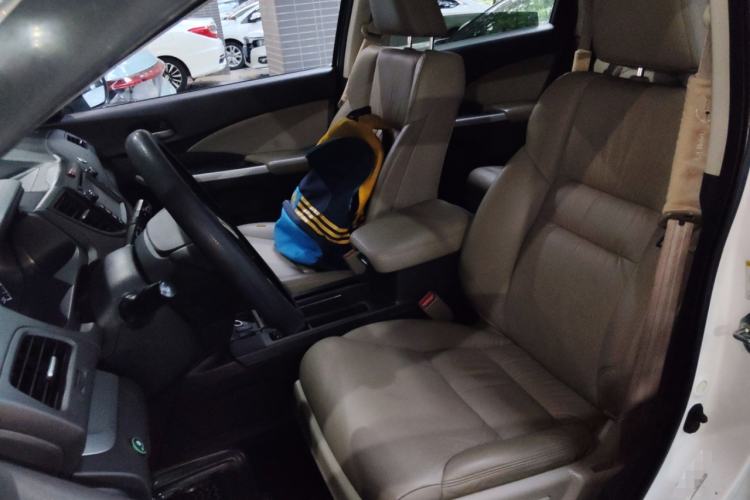 Used Honda CR-V 2012 2.4L four-wheel drive luxury version Left Front Seat