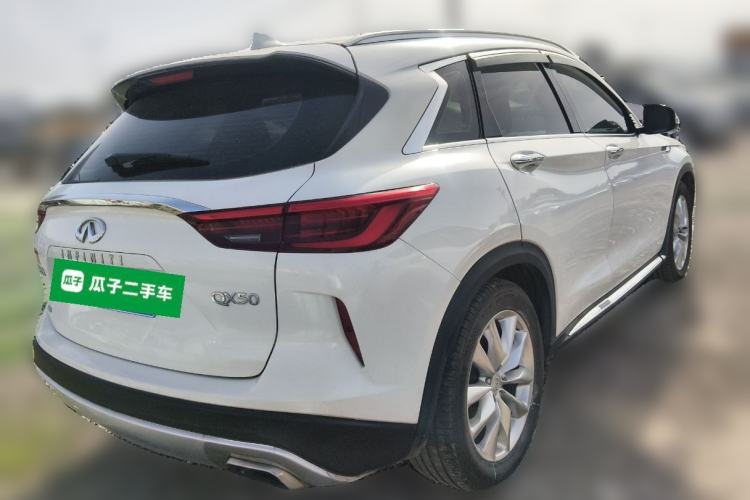 Used Infiniti QX50 2018 2.0T Four-Wheel Drive Elite Edition Rear Right 45 Deg