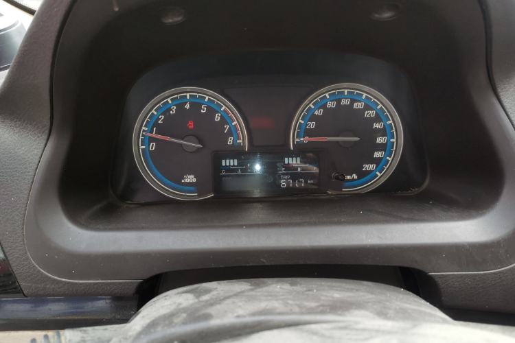 Used Baojun 730 2014 1.5L Manual Luxury Navigation ESP Version 7 Seats