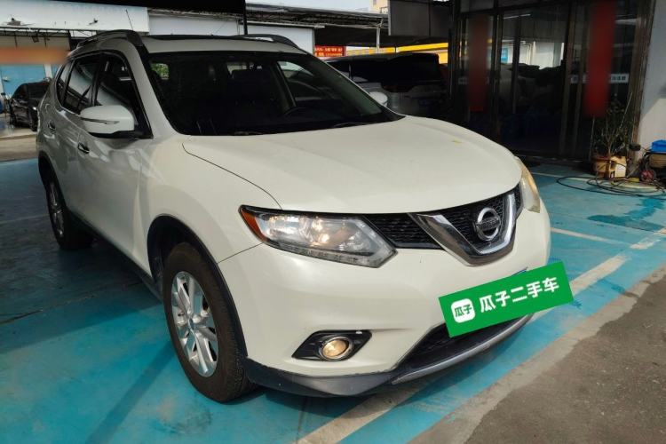 Used Nissan X-Trail 2014 2.5L CVT Leading Edition 4WD
