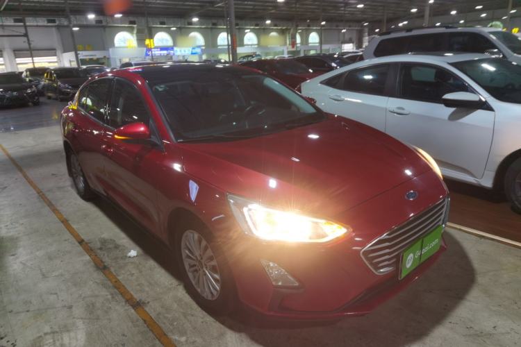 Used Ford Focus 2019 Sedan EcoBoost 180 Automatic Trend Edition