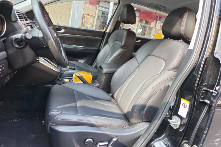 Used Haval H6 2015 Sport Edition 1.5T Automatic Two-Wheel Drive Luxury Model