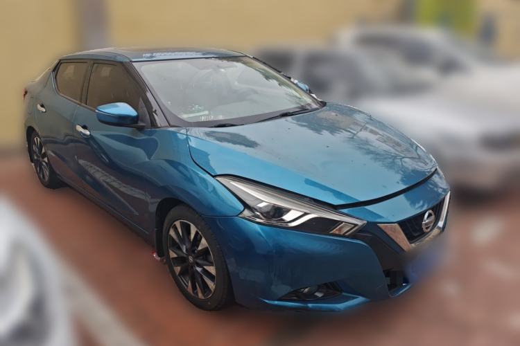 Used Nissan Lannia 2016 1.6L CVT Smart Edition Front Right 45 Deg