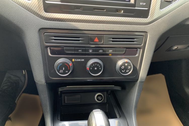 Used Volkswagen Golf Sportsvan 2019 280TSI Automatic Trendy Edition China V Standard
