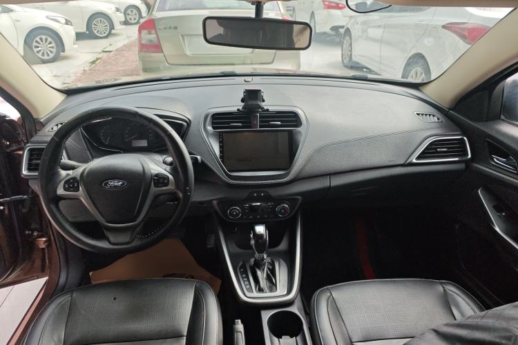 Used Ford Escort 2015 1.5L Automatic Fashion Model