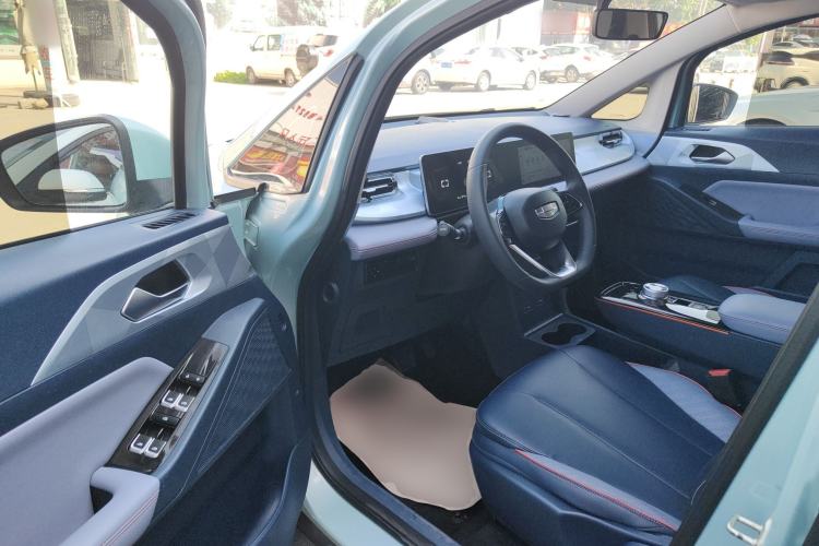 Used Geometry E Firefly 2023 401KM Linglong Tiger 5-Seater Driver Seat