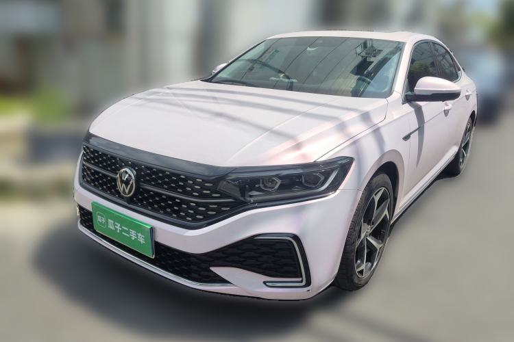 Used Volkswagen Passat 2024 380TSI Starry Luxury Edition